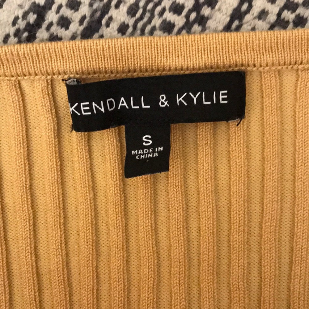 SOLD ON DEPOP - Picture 3 of 3